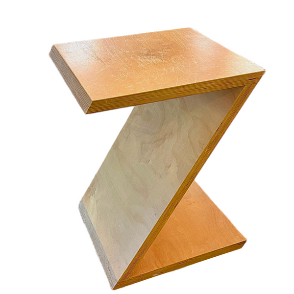 Zig Zag Holz Tisch 1980 - Zig Zag Stuhl von Gerrit Thomas Rietveld